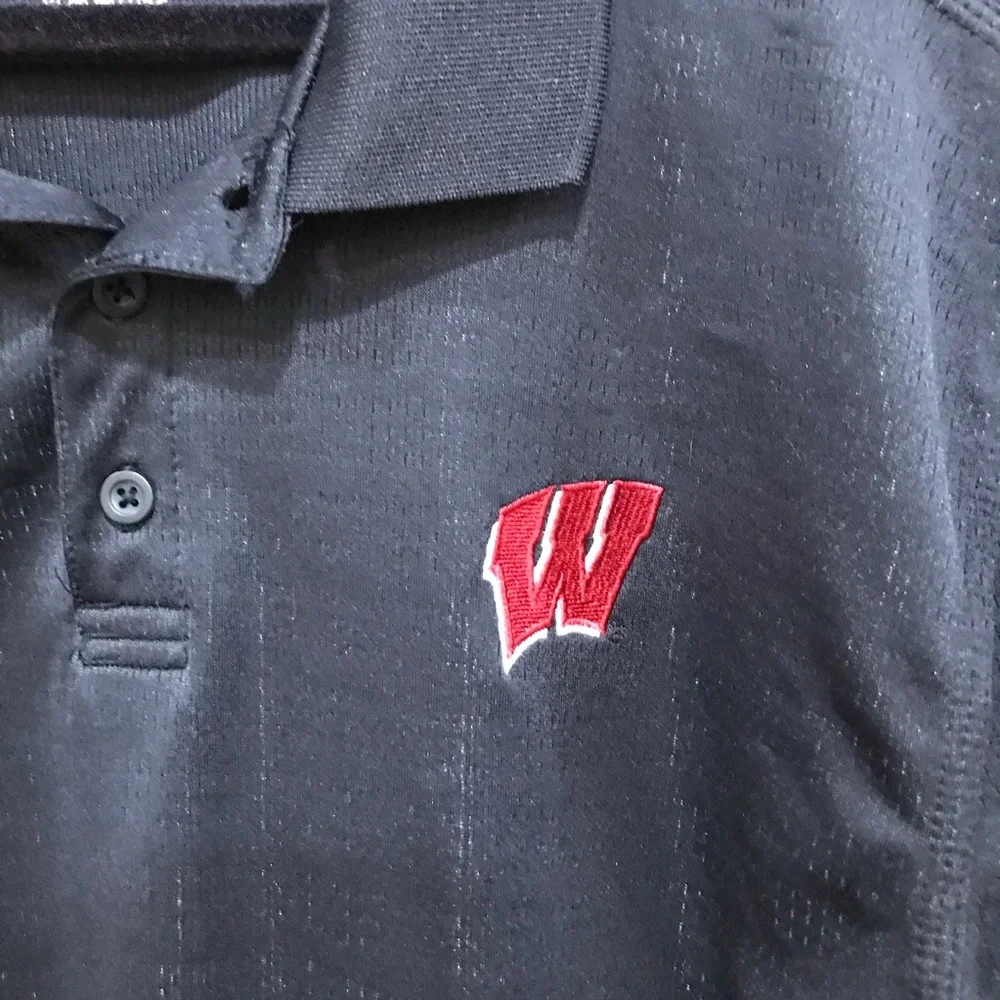 Adidas Men’s Wisconsin Badgers polo shirt XL